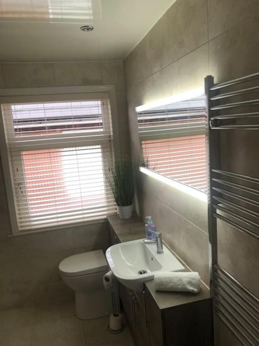 29 Comfort House 2 Bedroom Townhouse With Parking Scunthorpe Eksteriør billede