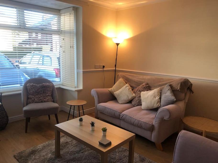 29 Comfort House 2 Bedroom Townhouse With Parking Scunthorpe Eksteriør billede