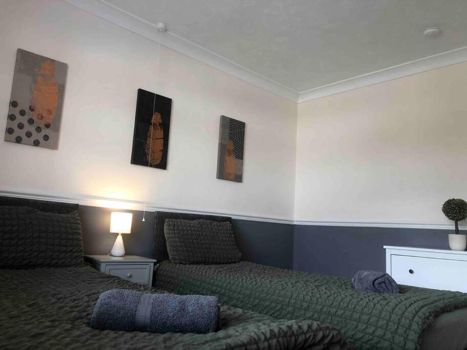 29 Comfort House 2 Bedroom Townhouse With Parking Scunthorpe Eksteriør billede