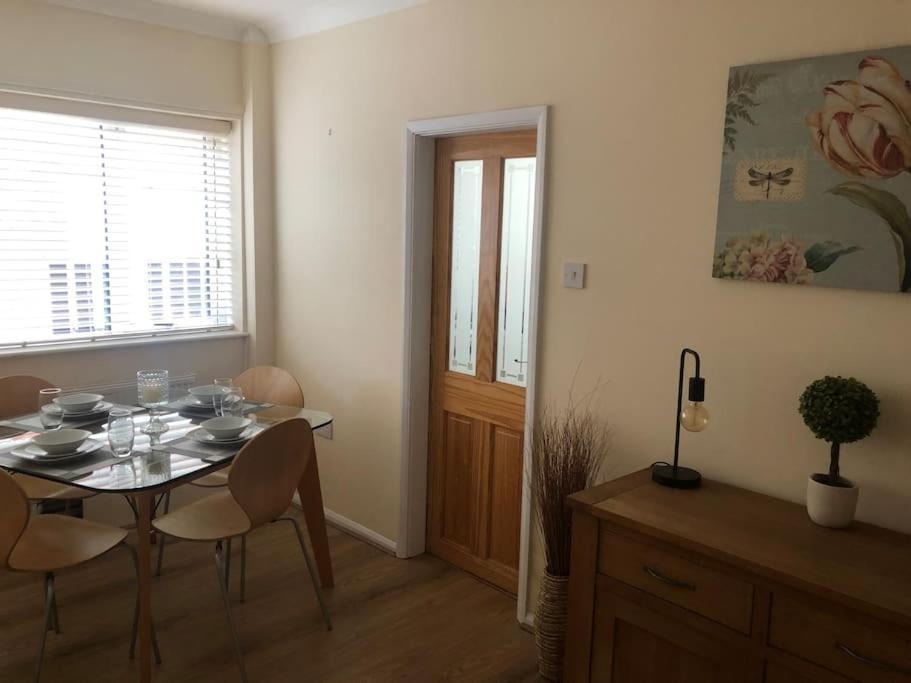 29 Comfort House 2 Bedroom Townhouse With Parking Scunthorpe Eksteriør billede